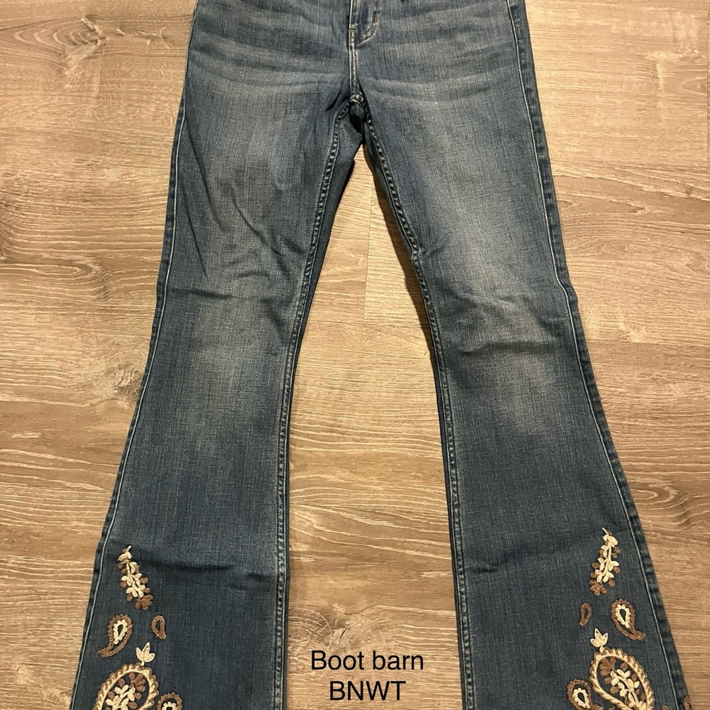 Idyllwind Blue Flare Jeans with Elegant Embroidery